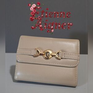 Etienne Aigner VTG Beige Leather Wallet with Gold Accent